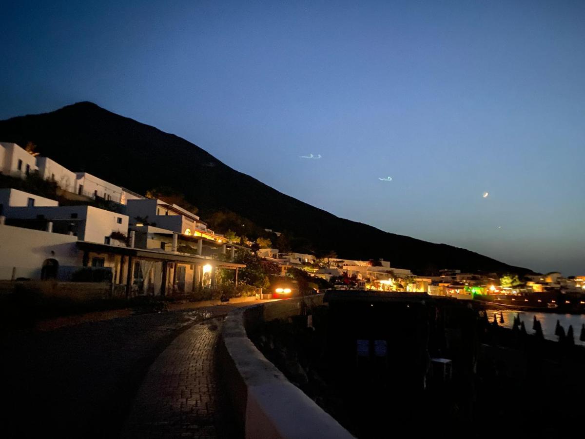 Via Marina Leilighet Stromboli Eksteriør bilde