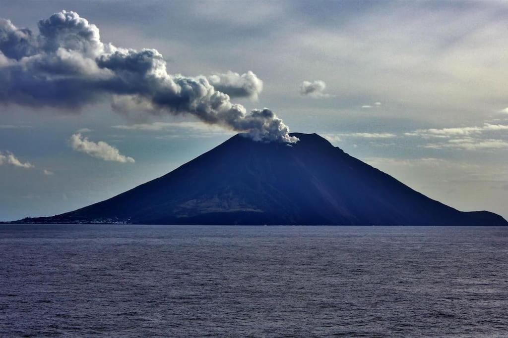 Via Marina Leilighet Stromboli Eksteriør bilde