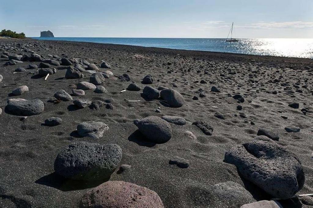 Via Marina Leilighet Stromboli Eksteriør bilde